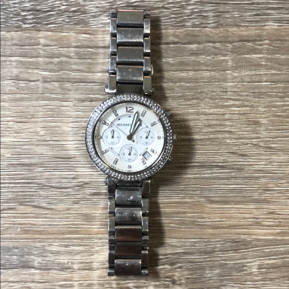 Michael Kors Silver Tone Chrystal Watch
